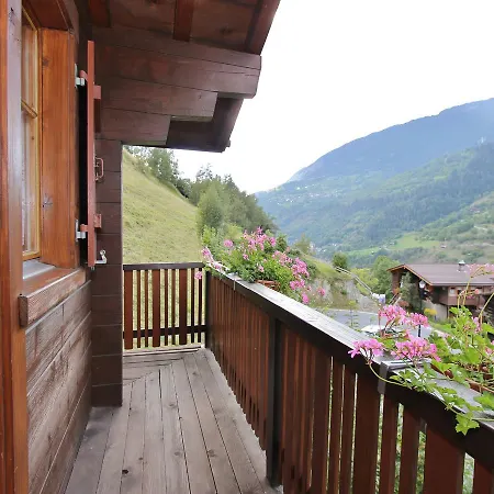 Cozy In Bister Near Area 샬레 *
