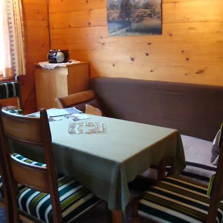 Cozy In Bister Near Area *