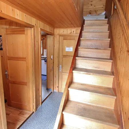 Chalet Cozy In Bister Near Area